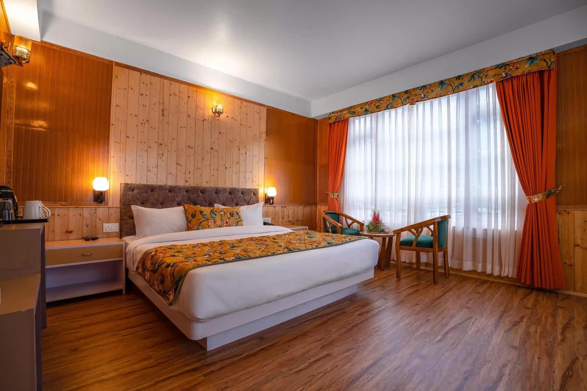 Summit Gangchen Hotel Lacsen Szoba fotó